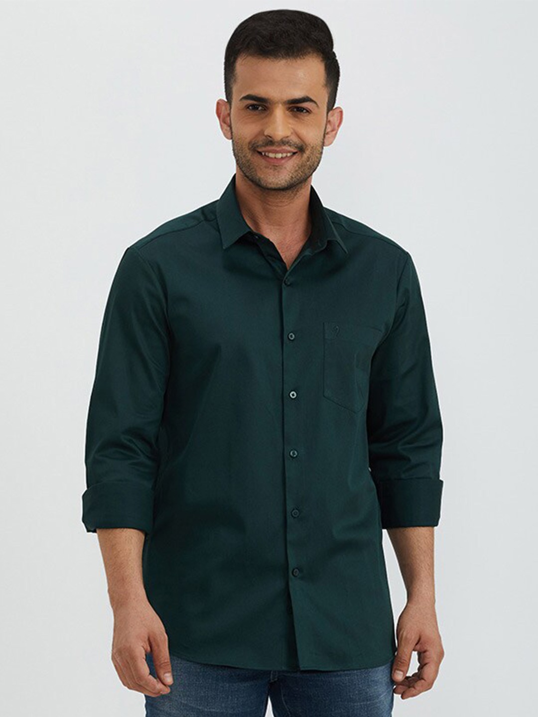 

Indian Terrain Chiseled Slim Fit Opaque Casual Shirt, Green