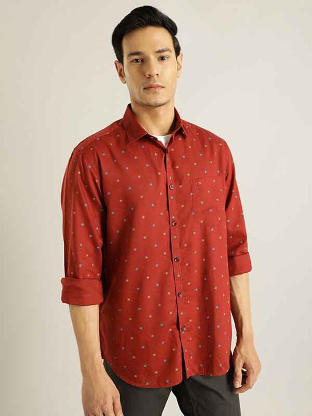 

Indian Terrain Chiseled Slim Fit Floral Printed Casual Shirt, Red