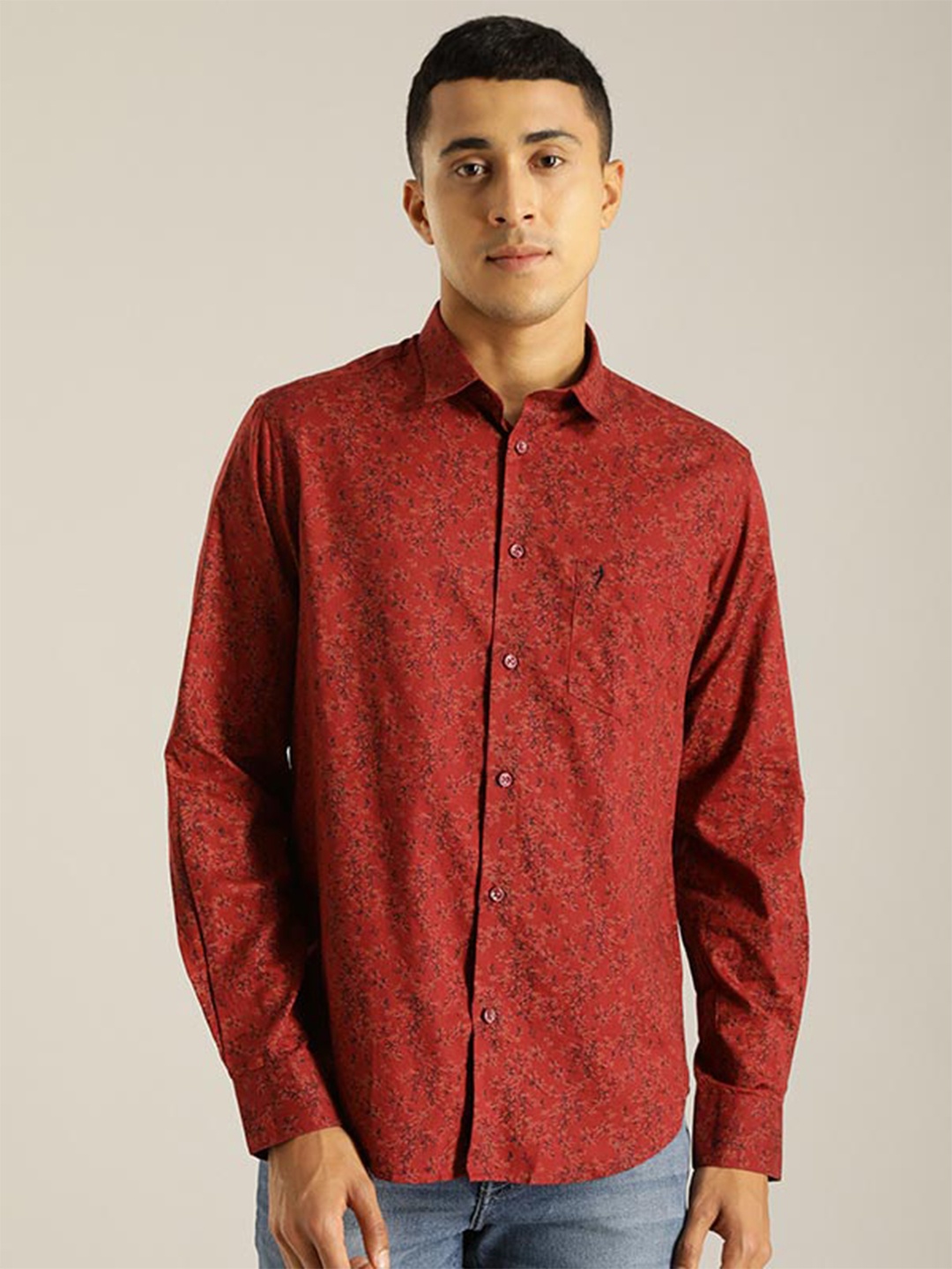 

Indian Terrain Floral Printed Chiseled Slim Fit Casual Shirt, Red