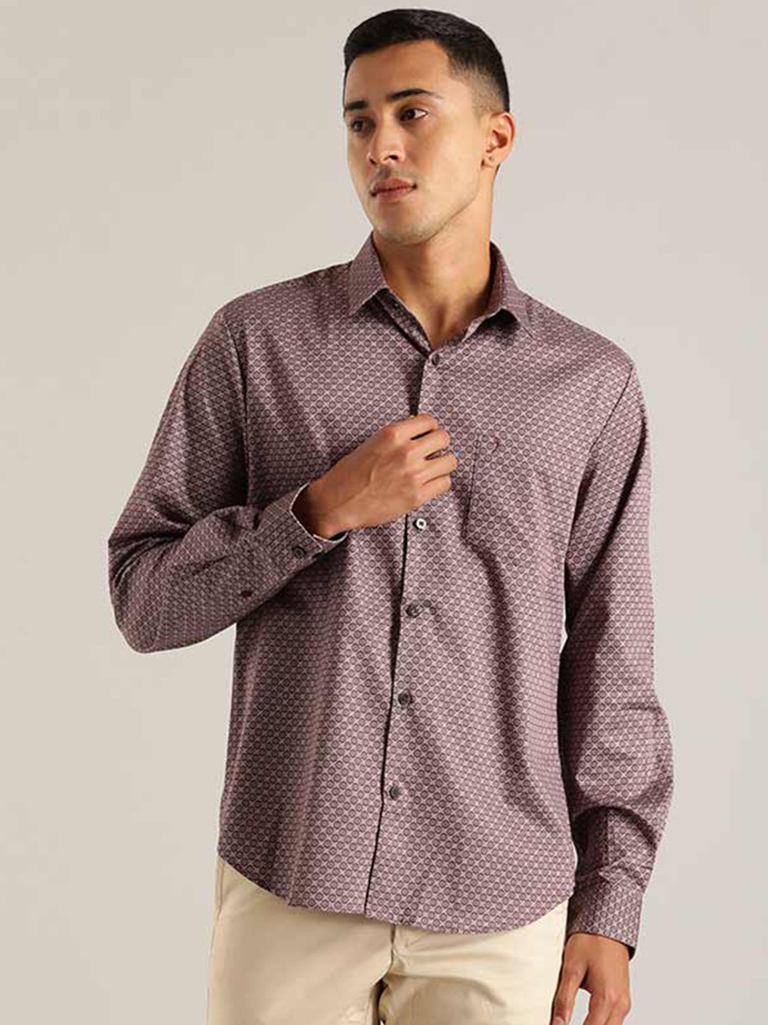 

Indian Terrain Geometric Printed Chiseled Slim Fit Cotton Casual Shirt, Pink