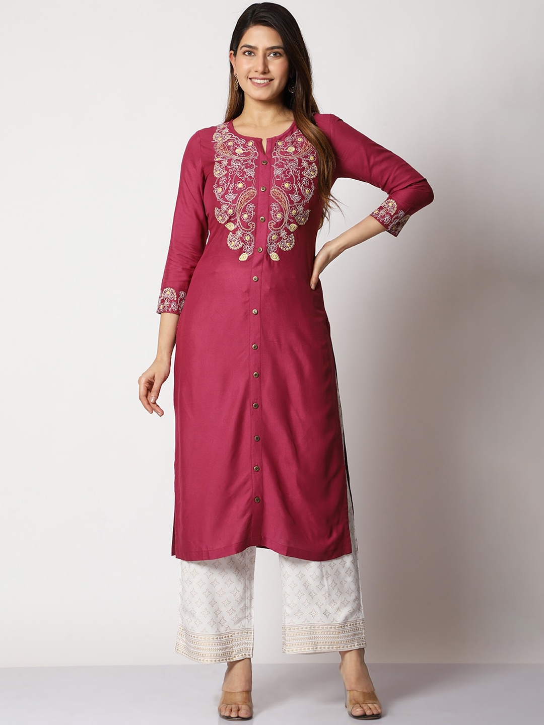 

SHEREEN Ethnic Motifs Embroidered Straight Kurta, Pink