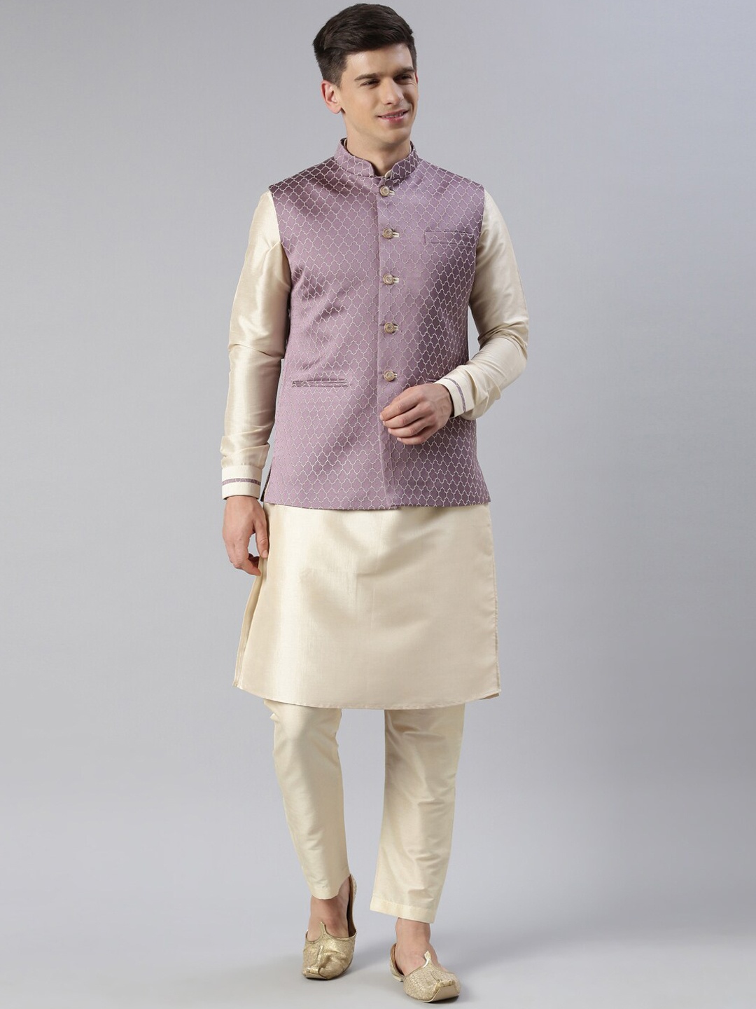 

TheEthnic.Co Regular Kurta & Pyjamas with Self Design Nehru Jacket, Purple