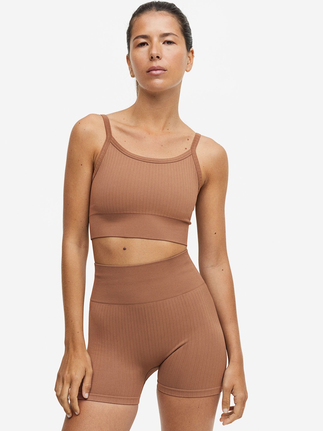 

H&M Women DryMove Seamless Hotpants, Brown