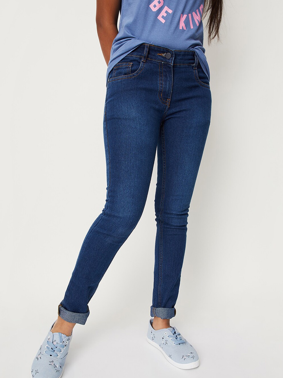 

max Girls Mid Rise Clean Look Stretchable Jeans, Blue