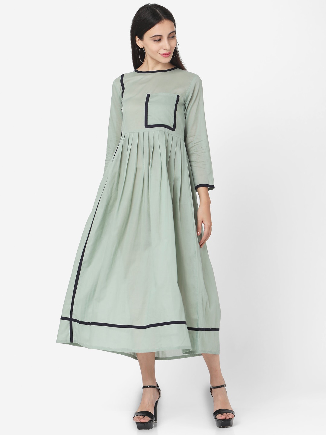 

Saanjh Green Cotton Pocket Details Cotton Fit & Flare Midi Dress