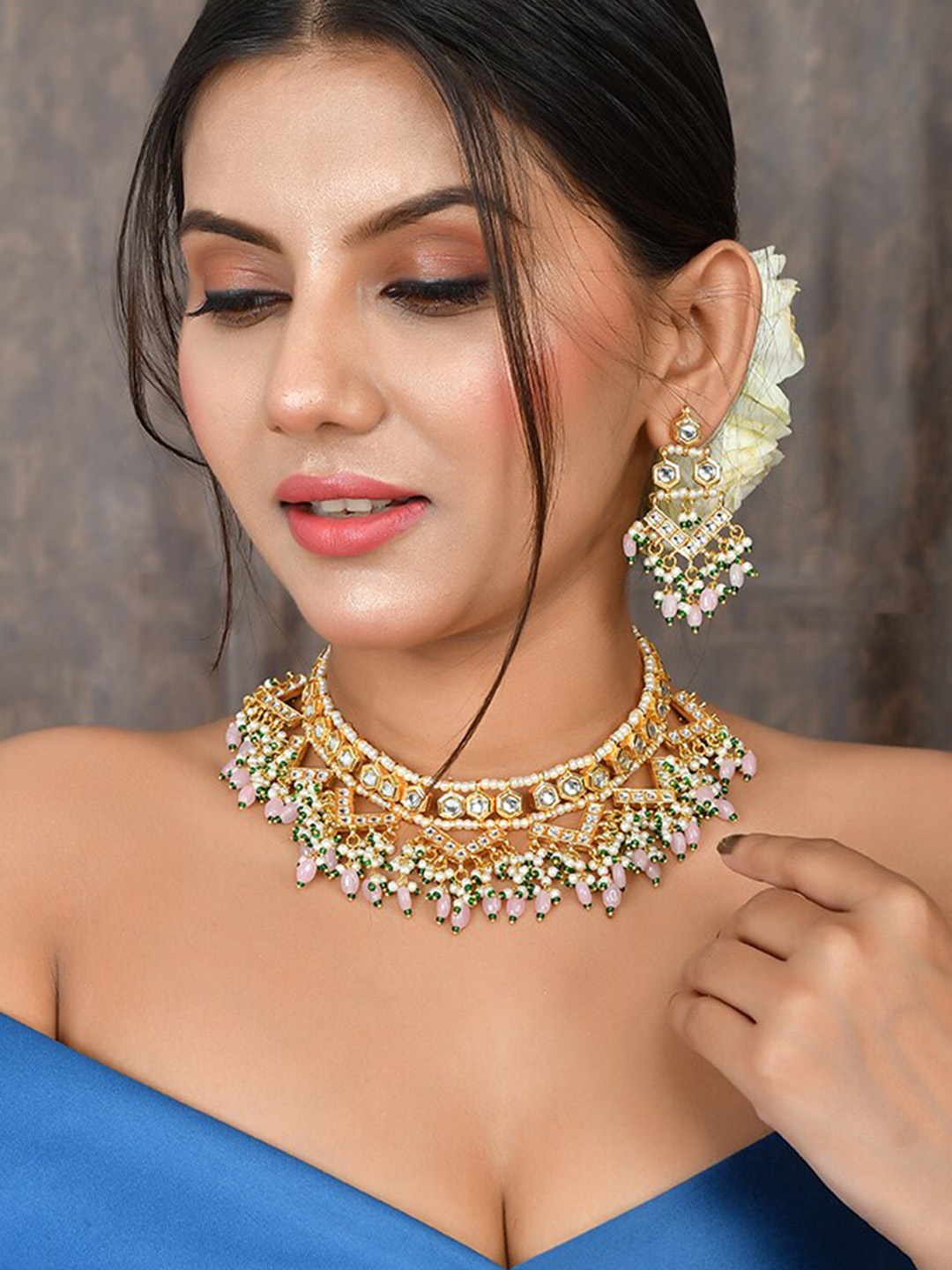 

DASTOOR Kundan Jewellery Set, Gold