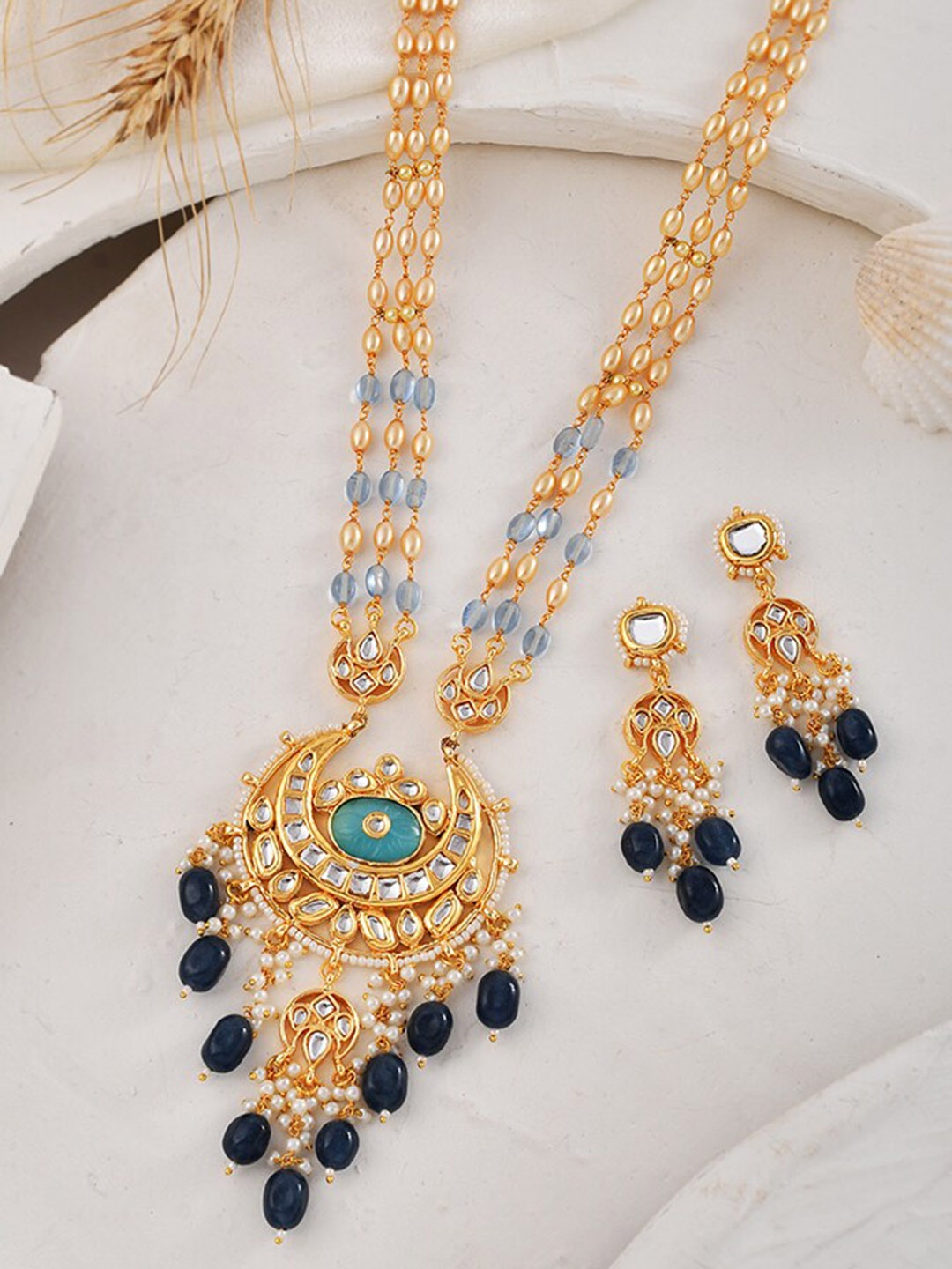 

DASTOOR Gold-Plated Beaded Jewellery Set