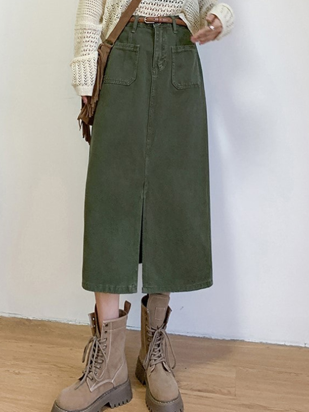

StyleCast Green Front Slit Pocket Detailing A-Line Midi Skirt