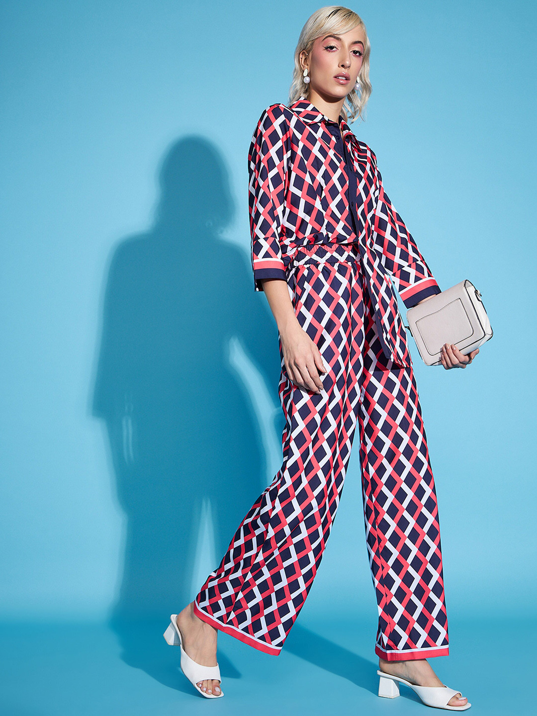 

SASSAFRAS Red Printed Shirt With Straight Pants, Navy blue