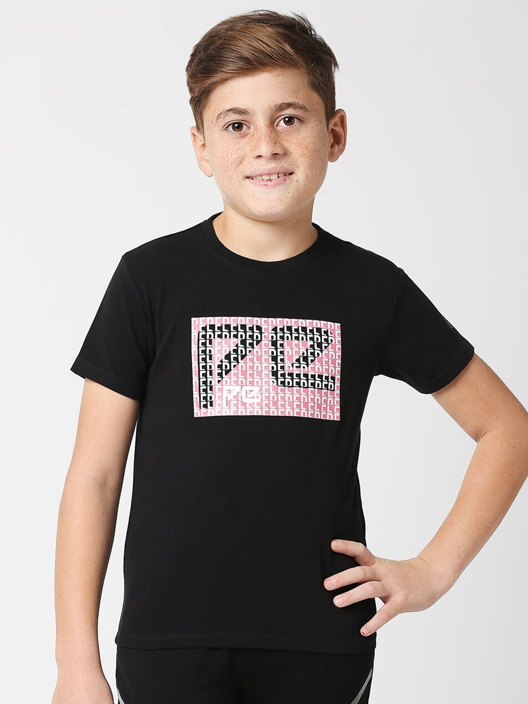

Pepe Jeans Boys Typography Printed Regular Fit T-shirt, Black