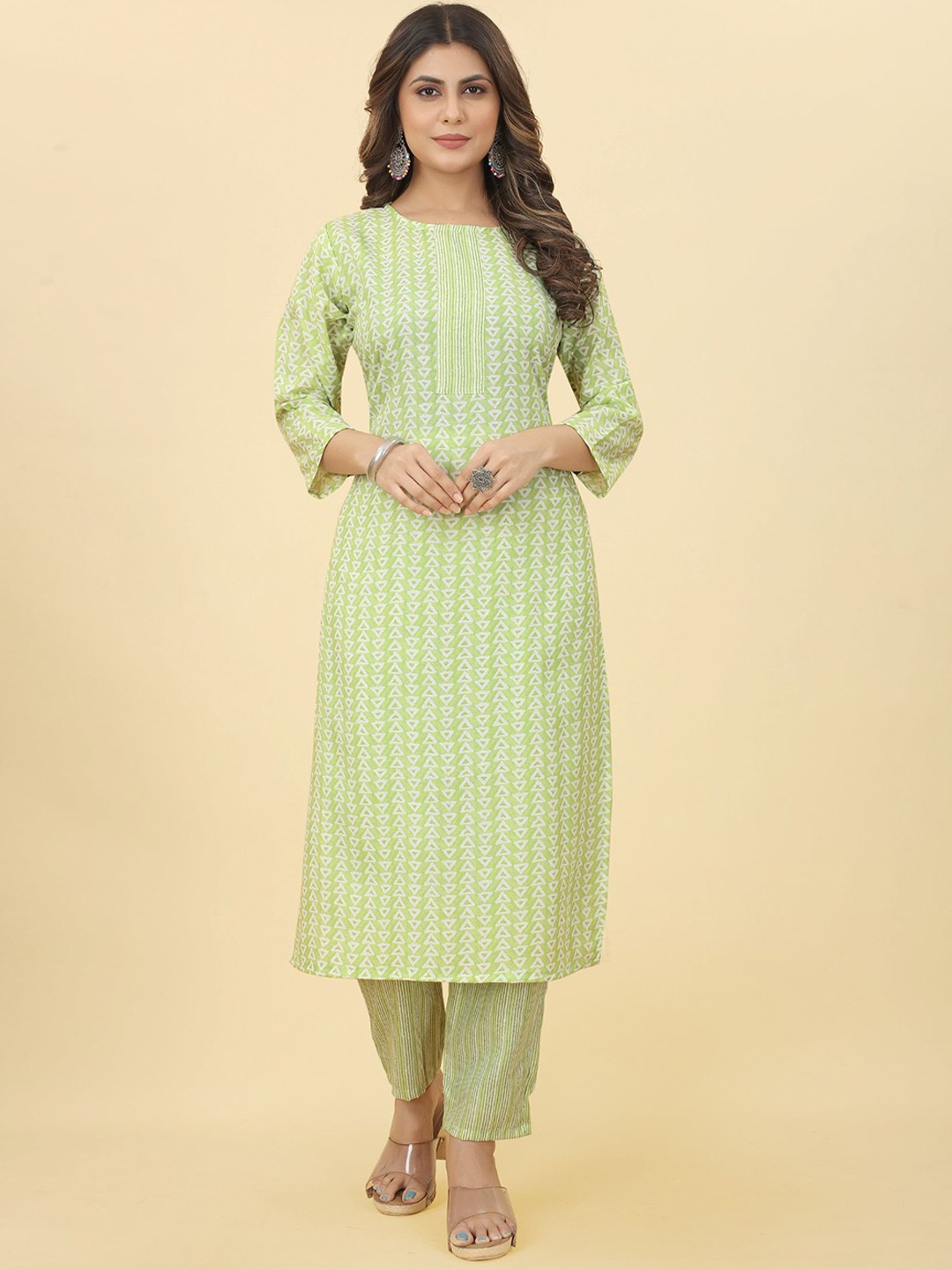 

KALINI Ethnic Motifs Printed Regular Kurta with Trousers, Lime green