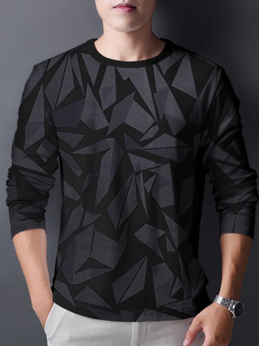 

Eyebogler Geometric Printed Long Sleeve Cotton T-shirt, Black