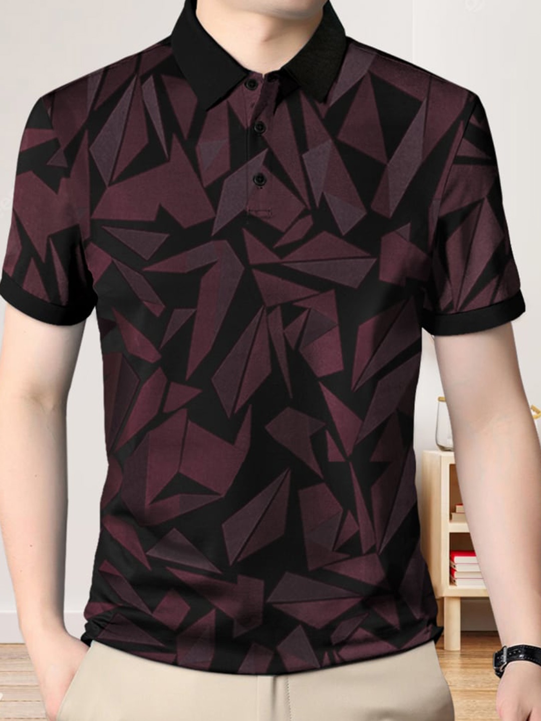 

Eyebogler Geometric Printed Polo Collar Cotton T-shirt, Black