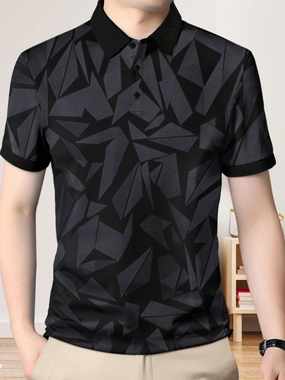 

Eyebogler Geometric Printed Polo Collar Cotton T-shirt, Black