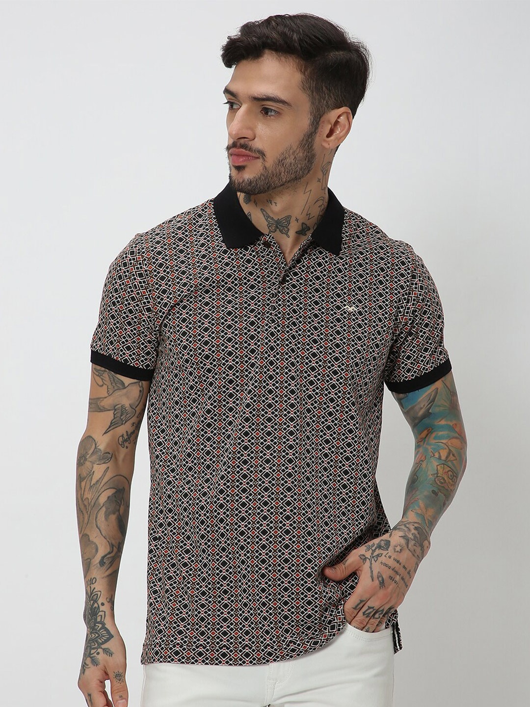

Mufti Geometric Printed Cotton T-shirt, Black