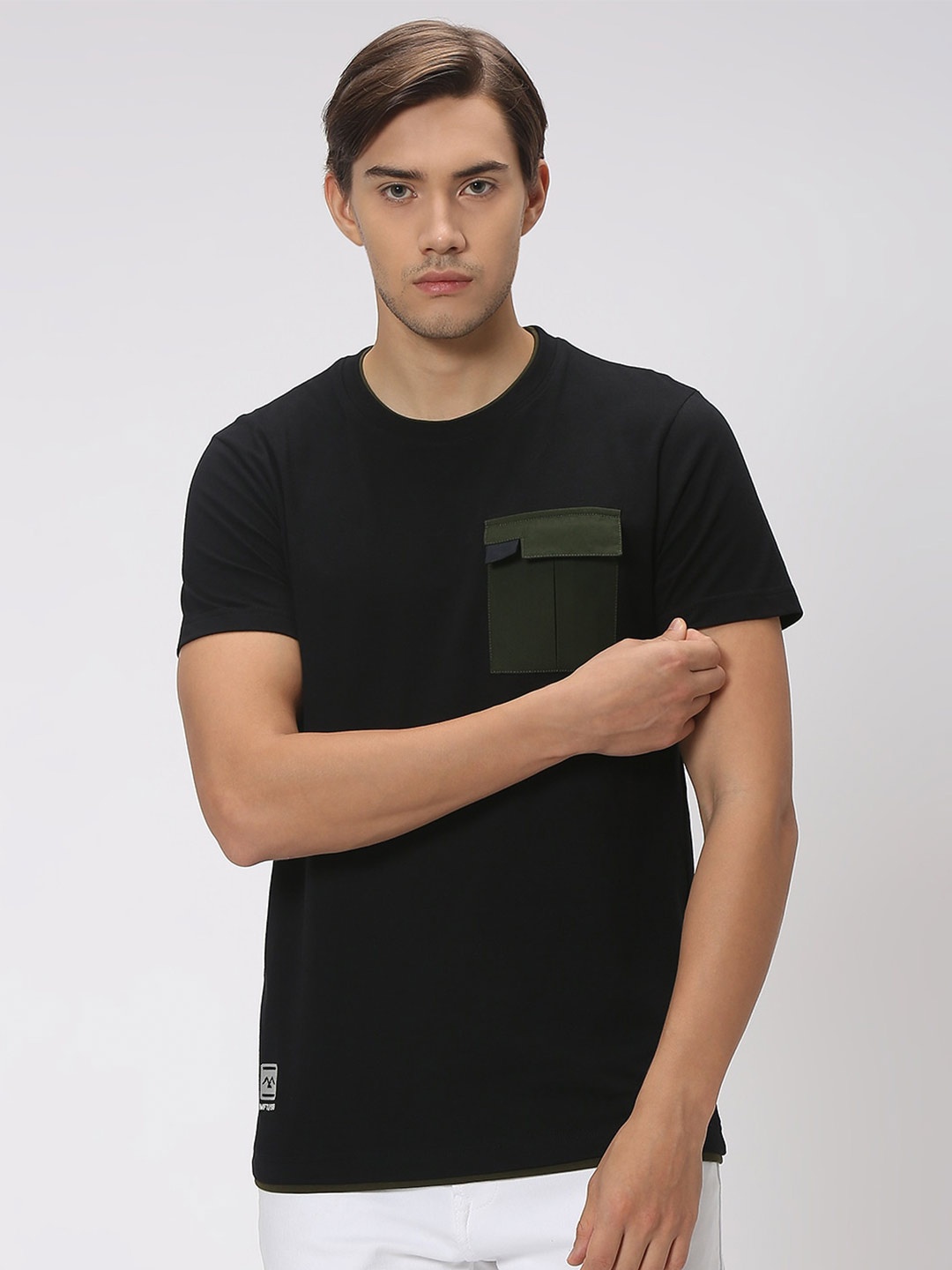 

Mufti Round Neck Pure Cotton Slim Fit T-shirt, Black