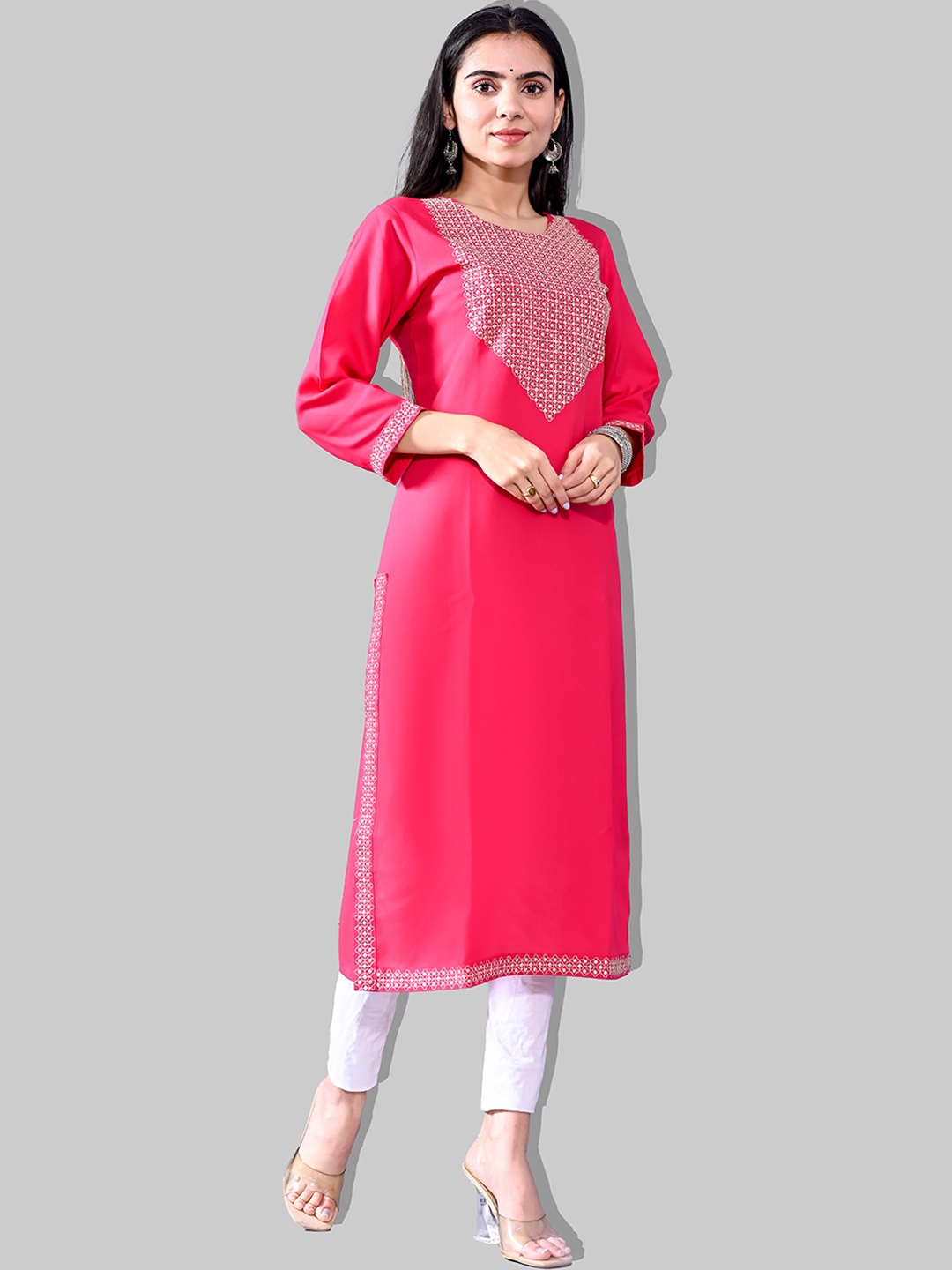 

METRO-FASHION Ethnic Motif Embroidered Thread Work Straight Kurta, Pink