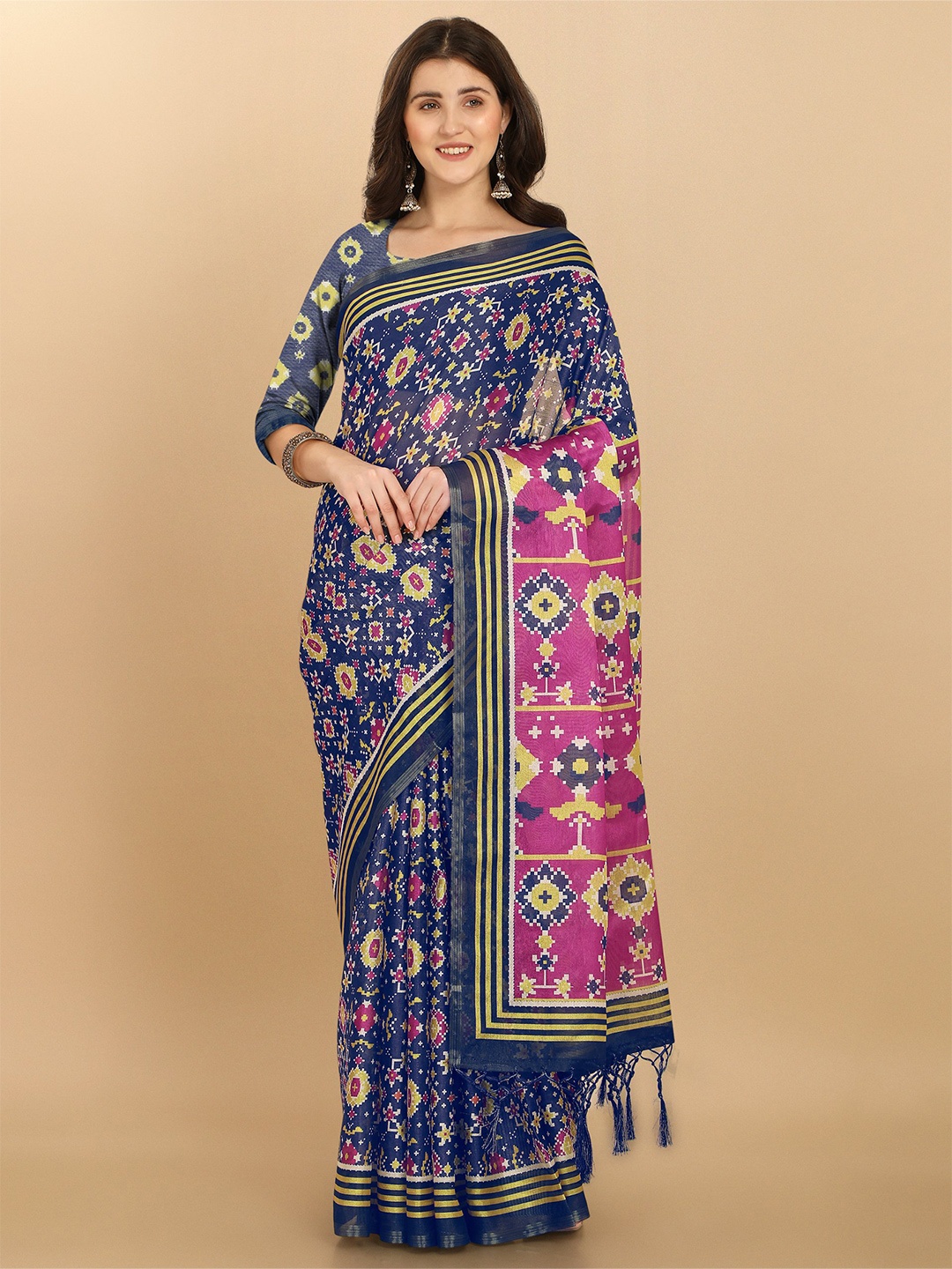 

VISHNU WEAVES Ethnic Printed Zari Silk Cotton Patola Saree, Blue