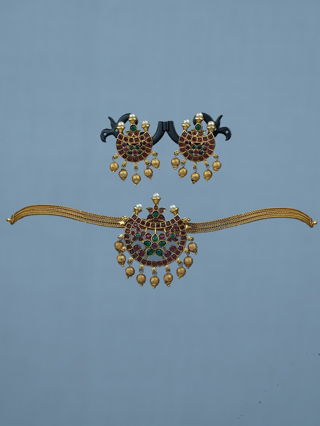 

Diksha collection Gold-Plated Stones-Studded & Beads-Beaded Necklace & Earrings