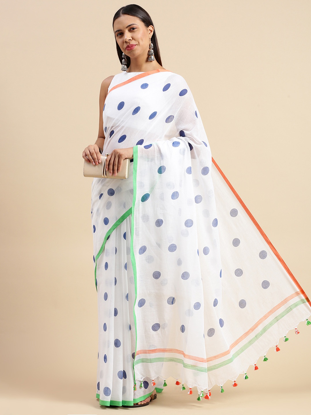 

DESH BIDESH Geometric Peinted Pure Cotton Taant Saree, White