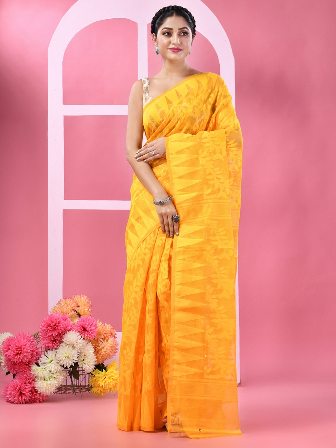 

DESH BIDESH Floral Woven Design Pure Cotton Jamdani Saree, Yellow