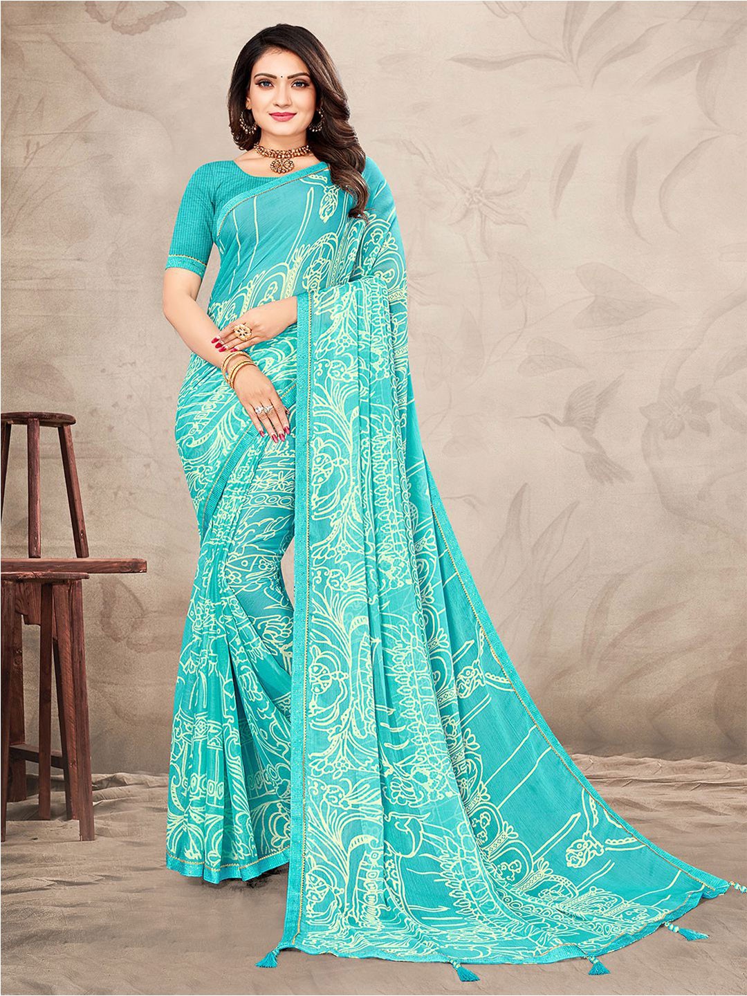 

Satrani Turquoise Blue & White Floral Printed Saree