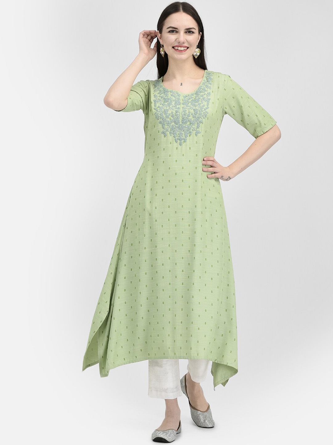 

Span Floral Printed Thread Work Asymmetric A-Line Kurta, Green