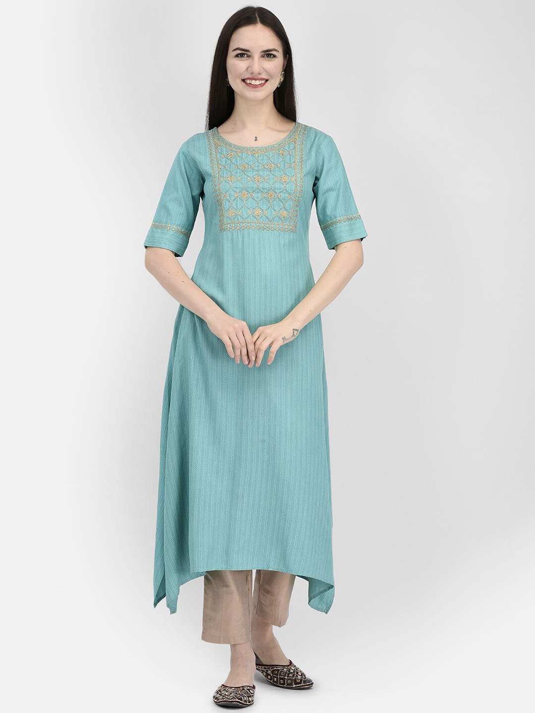 

Span Yoke Design Sequinned Asymmetric Kurta, Turquoise blue