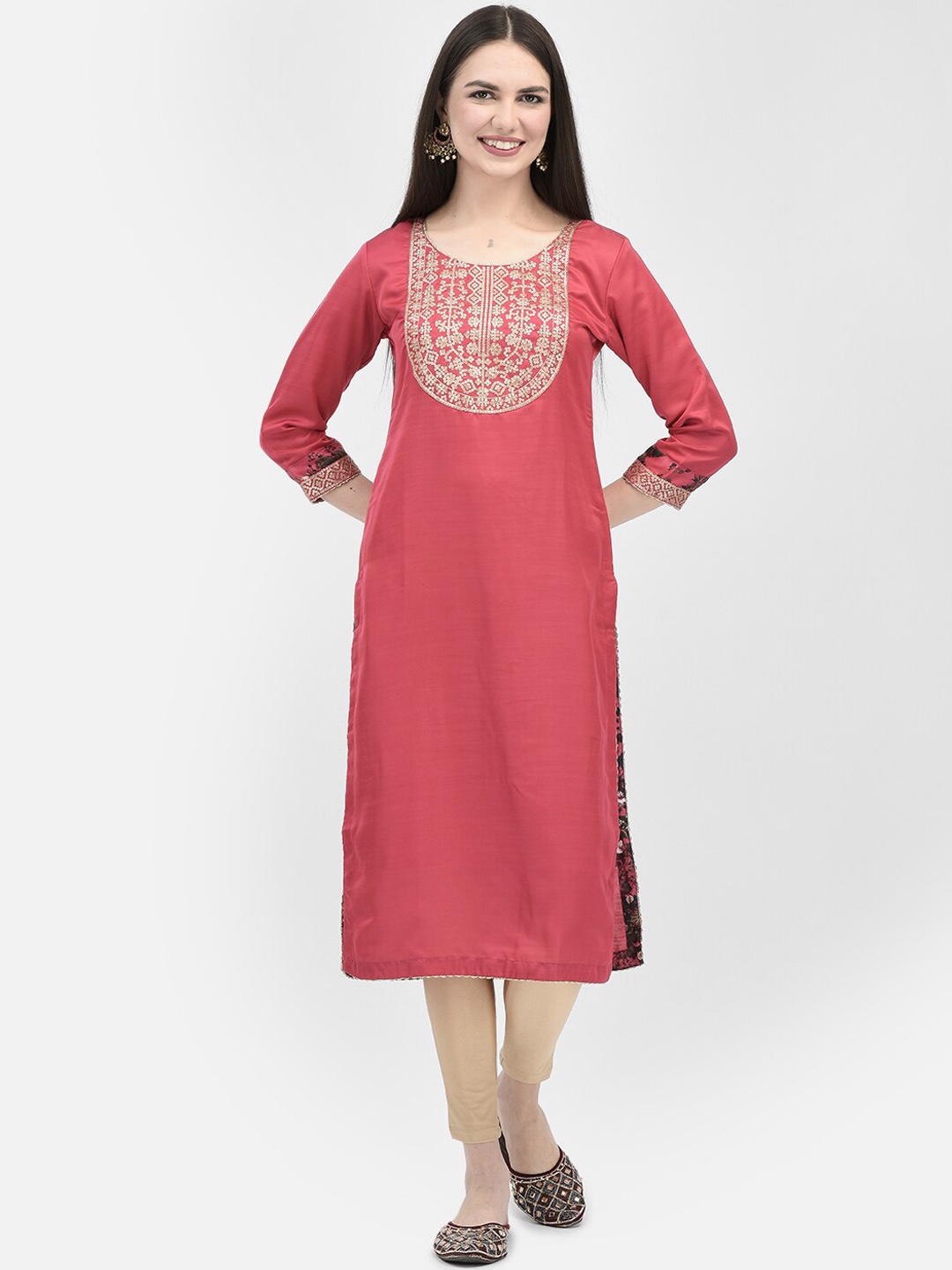 

Span Floral Yoke Design Sequinned Kurta, Pink