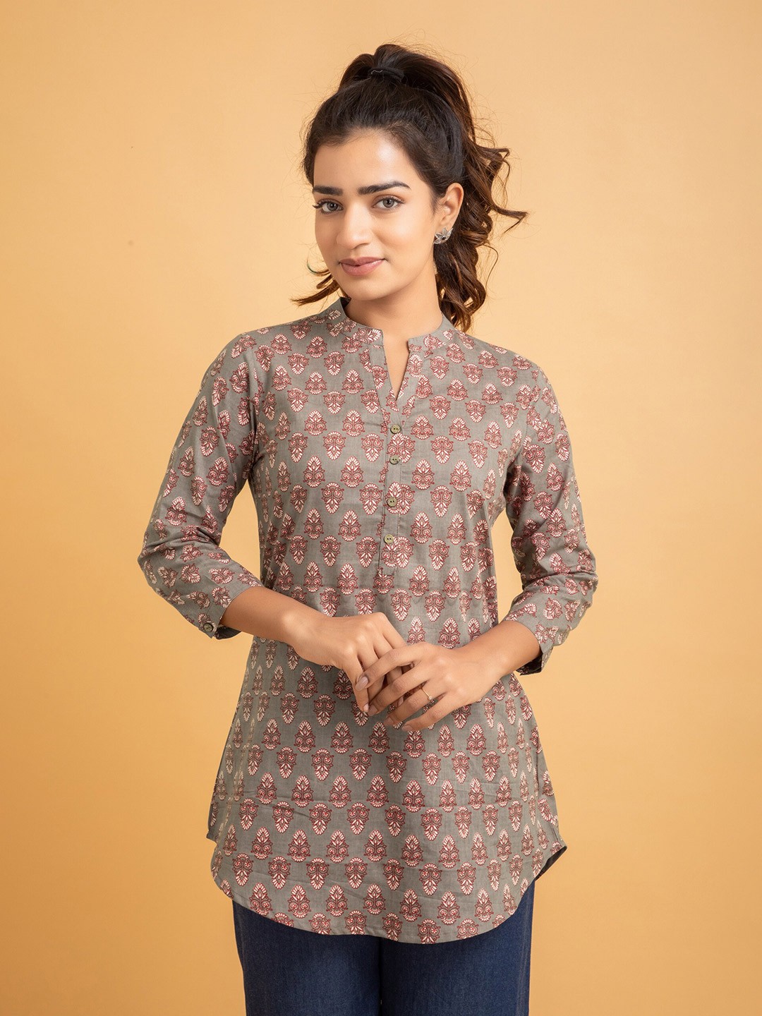 

SUTI Floral Print Mandarin Collar Cotton Shirt Style Top, Brown