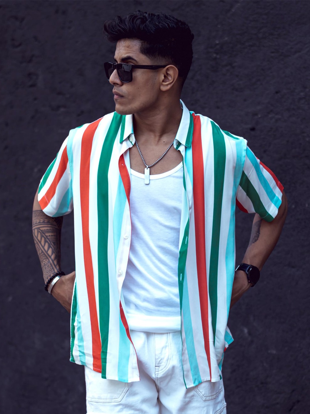 

Powerlook White & Red Multi Striped India Slim Fit Casual Shirt