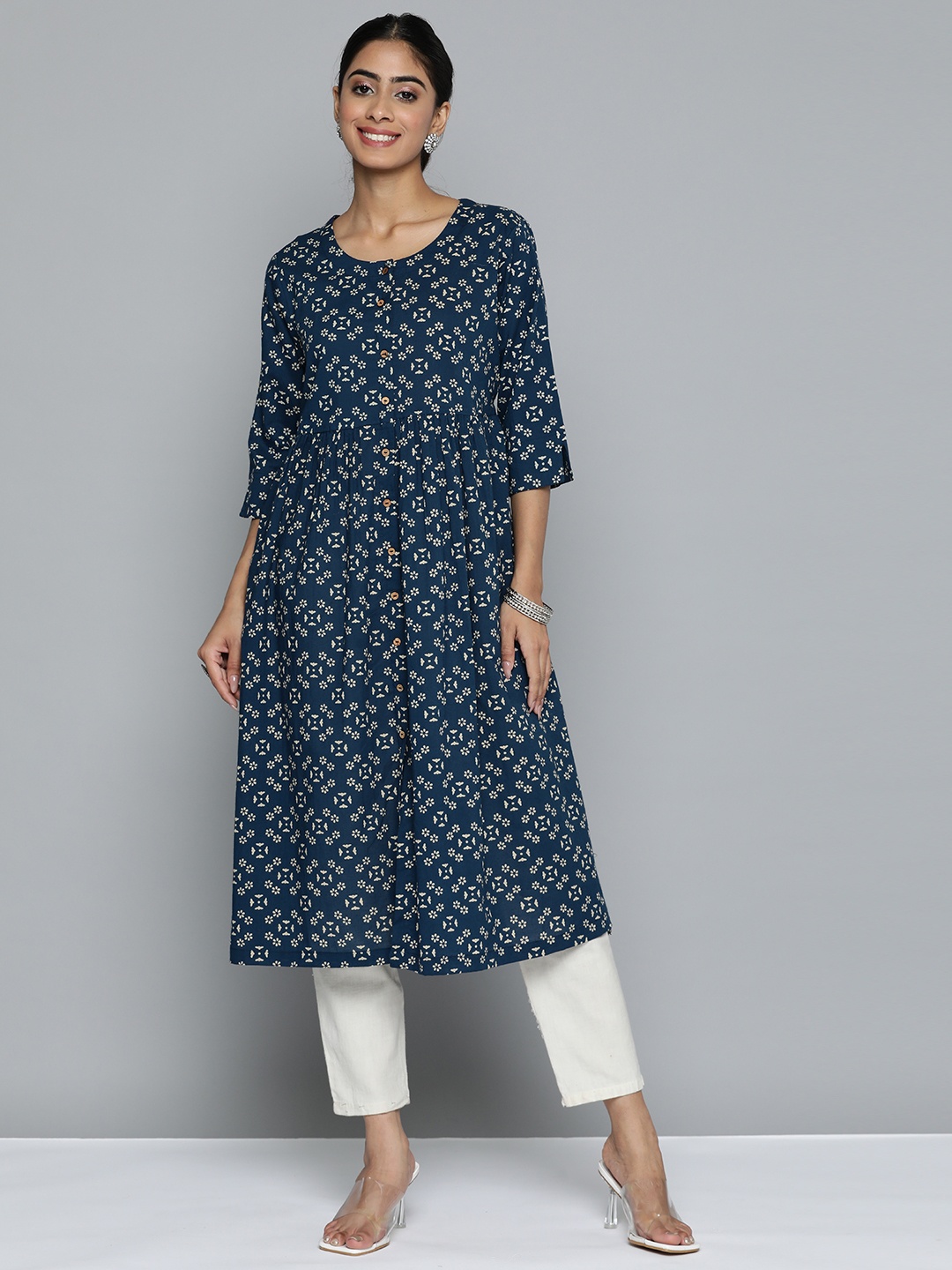 

HERE&NOW Floral Printed Pure Cotton Kurta, Navy blue