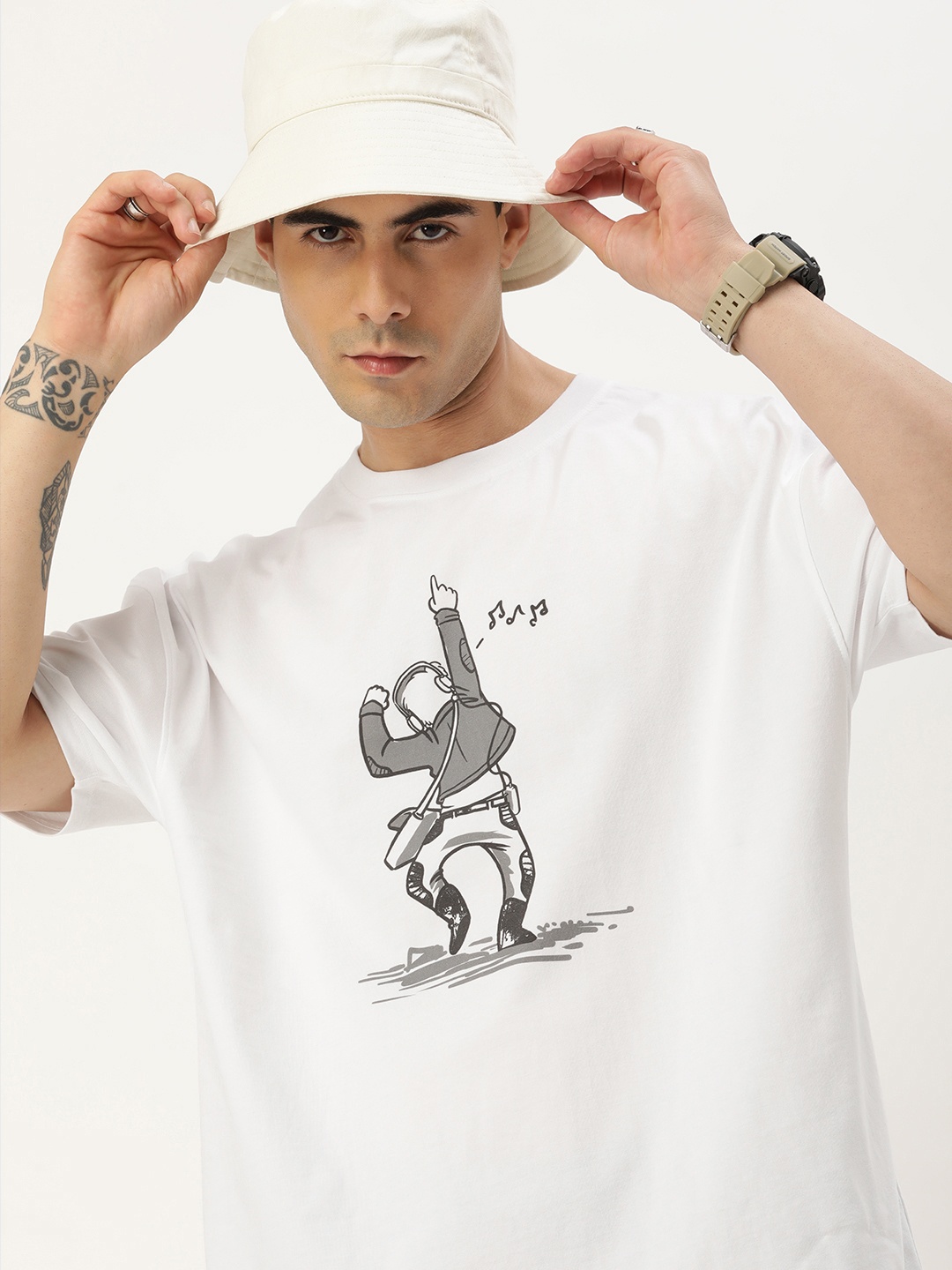 

Kook N Keech Men Printed Drop-Shoulder Sleeves Loose T-shirt, White