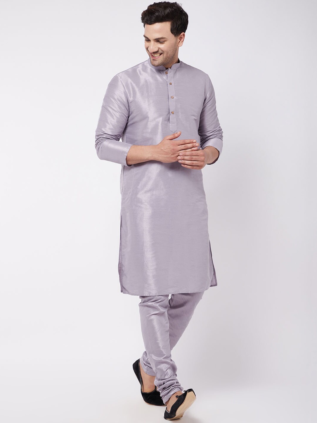 

VM Mandarin Collar Kurta With Churidar Set, Lavender