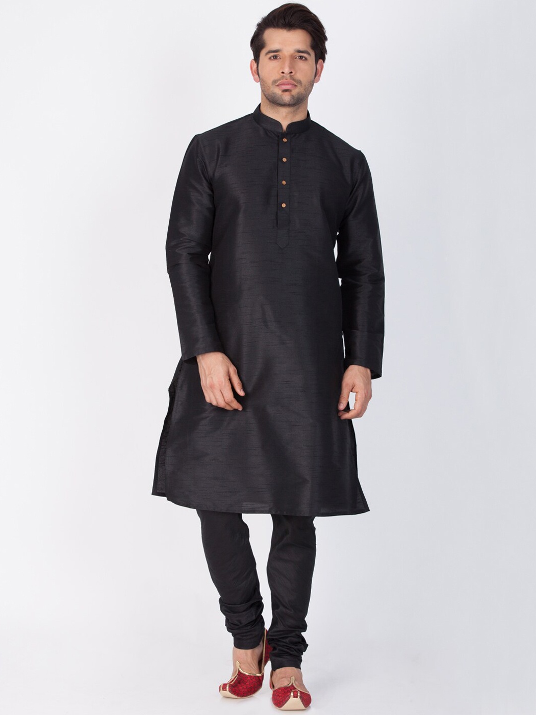 

VASTRAMAY Mandarin Collar Kurta With Churidar Set, Black