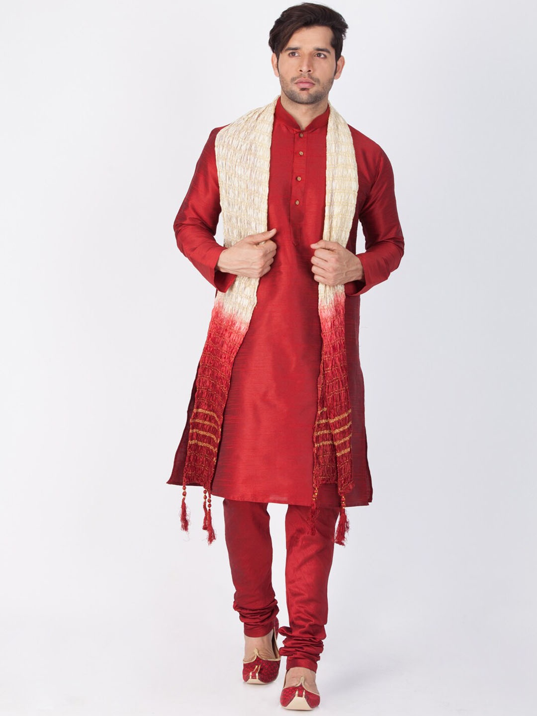 

VASTRAMAY Mandarin Collar Kurta with Churidar & With Dupatta, Maroon