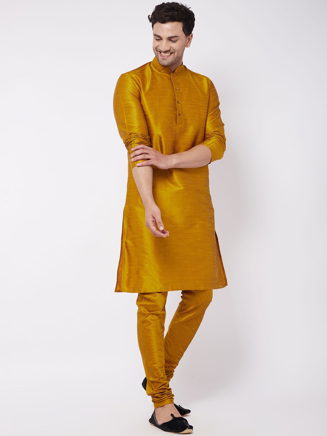 

VASTRAMAY Men Ethnic Regular Kurta With Churidar, Mustard