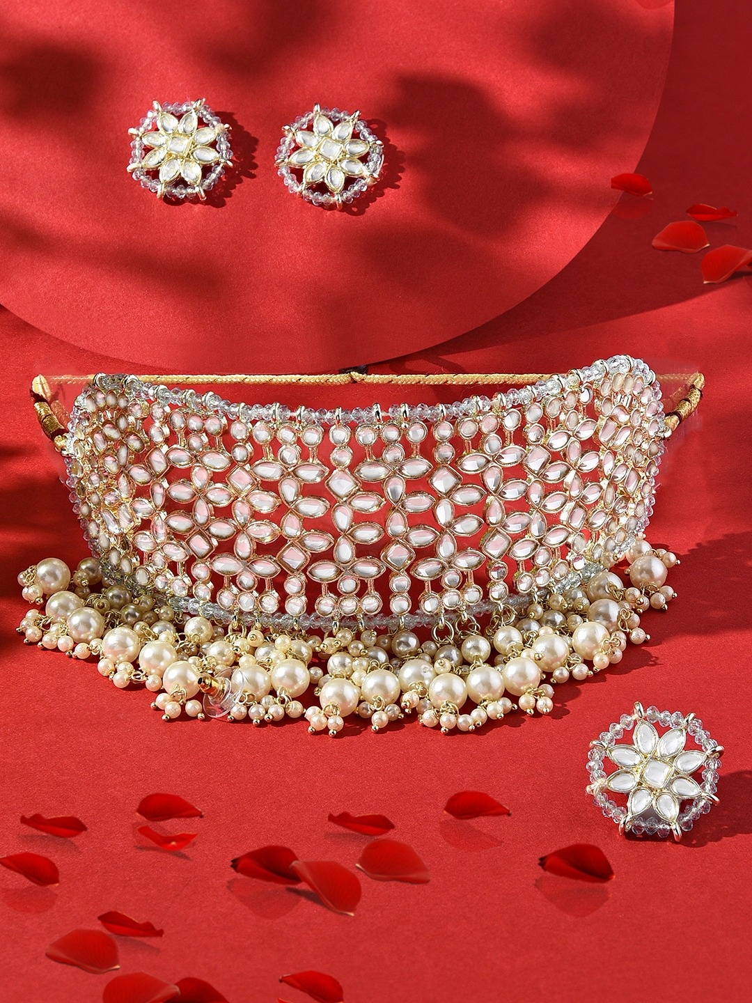 

Zaveri Pearls Gold-Plated Kundan-Studded Choker Necklace & Earrings