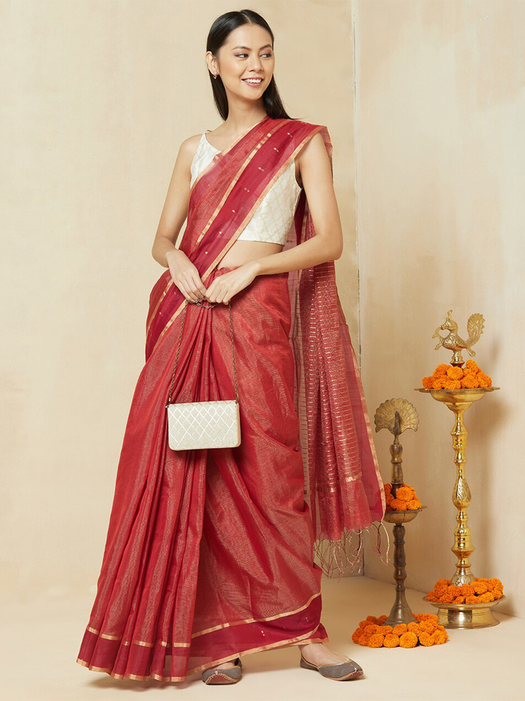 

Fabindia Off White Embellished Purse Clutch