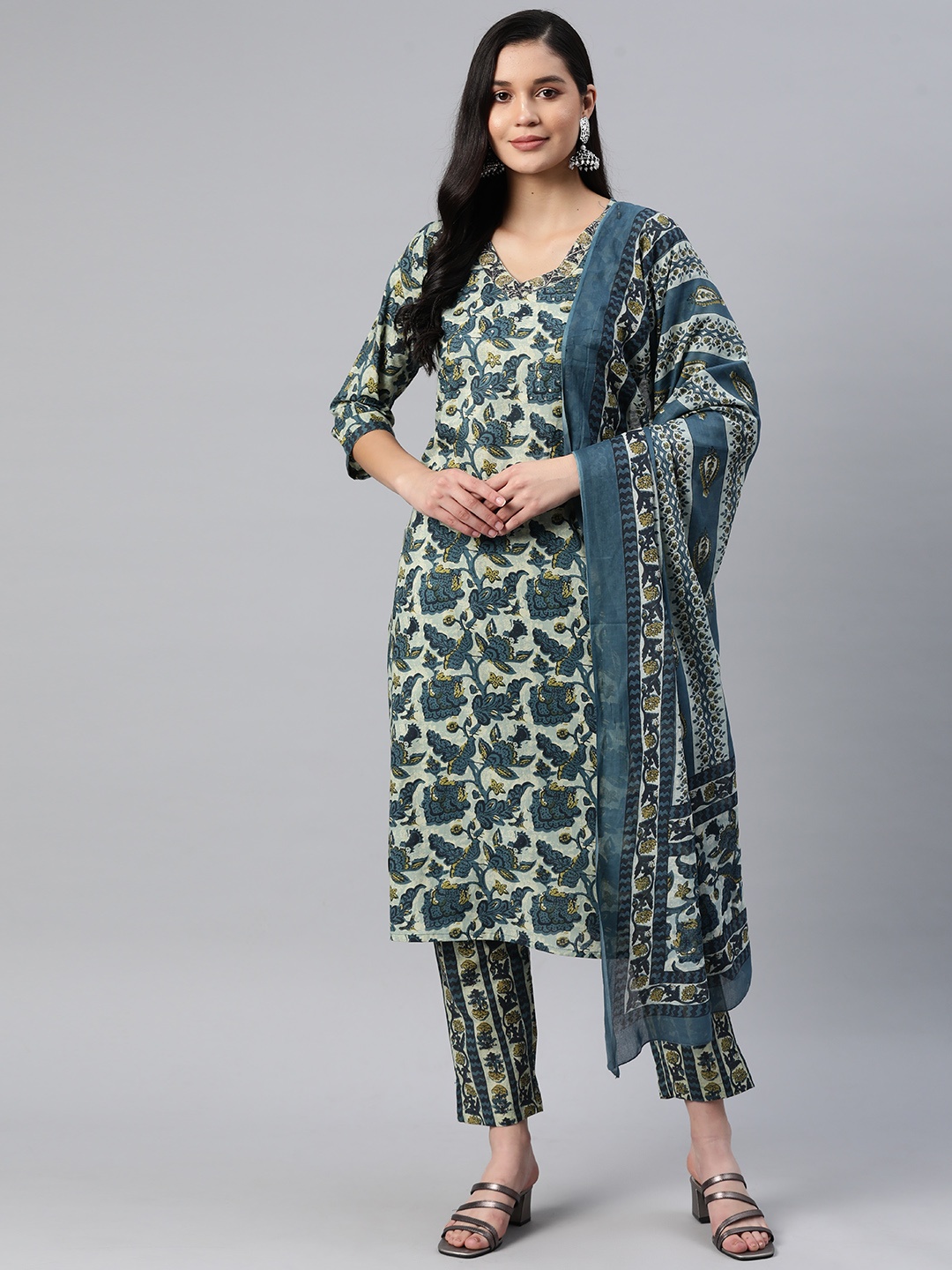 

Readiprint Fashions Women Floral Printed Pure Cotton Kurta with Trousers & Dupatta, Blue