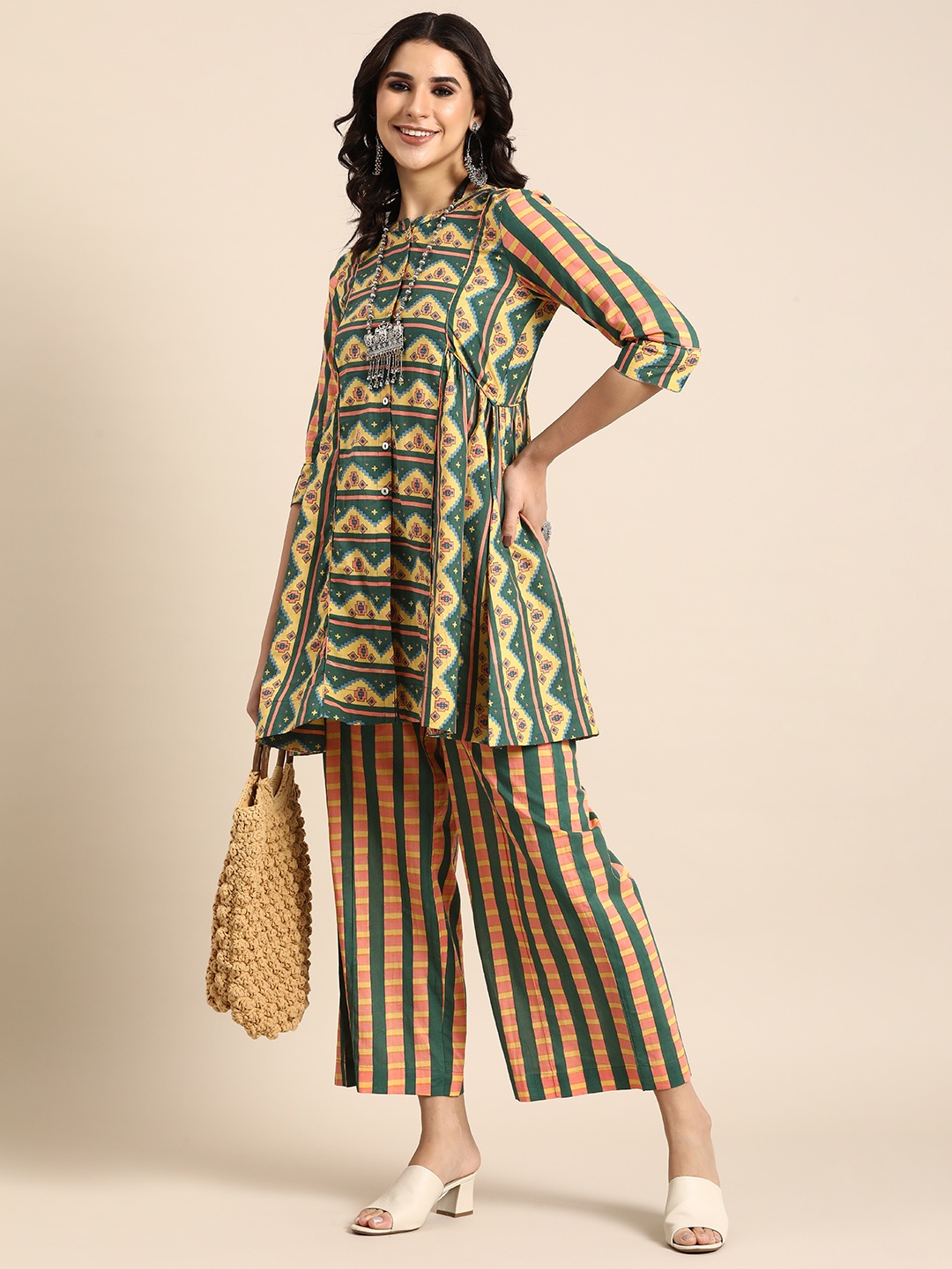 

Sangria Printed Pure Cotton Tunic With Palazzos, Green