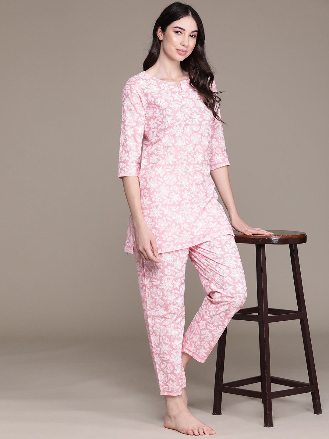 

Anubhutee Khari Print Pure Cotton Night Suit, Pink