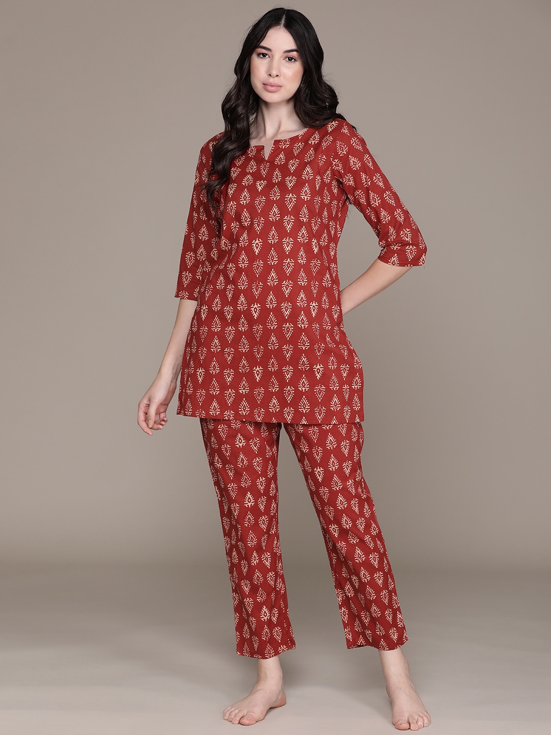 

Anubhutee Ethnic Motifs Printed Pure Cotton Night Suit, Red