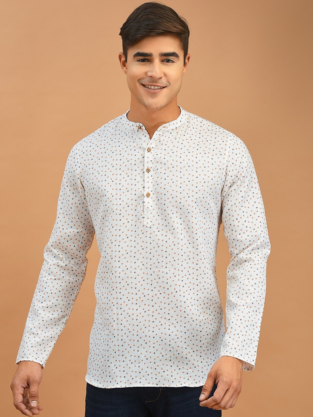 

DEYANN Band Collar Geometric Printed Cotton Short Kurta, White