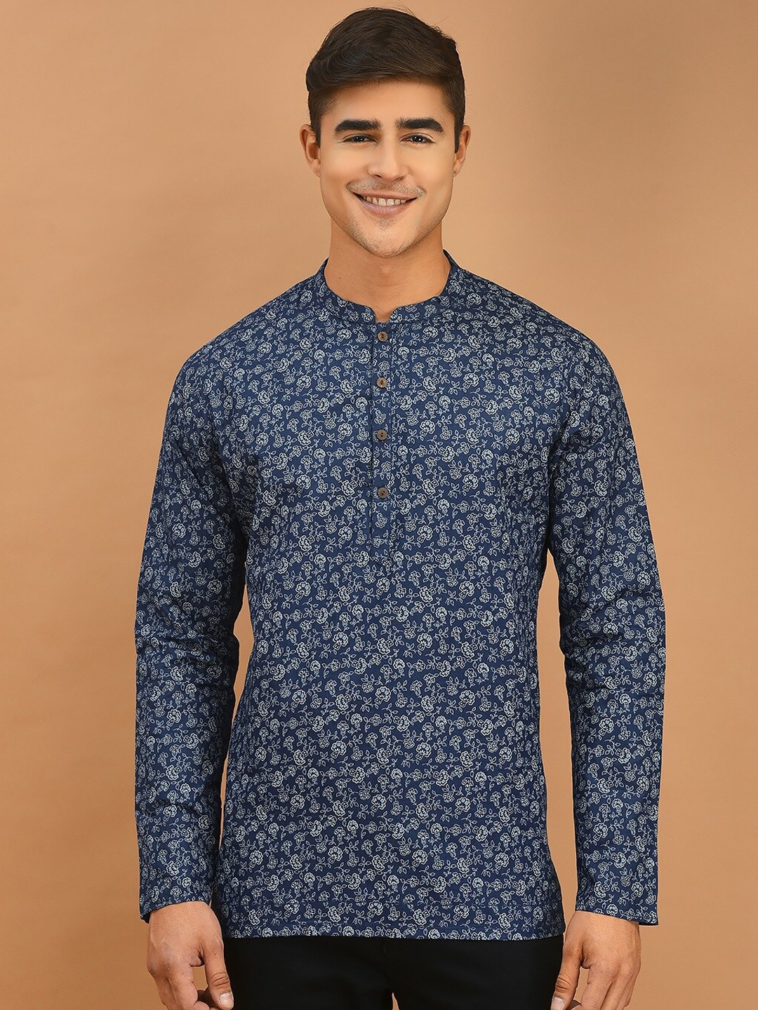 

DEYANN Mandarin Collar Floral Printed Straight Cotton Short Kurta, Navy blue