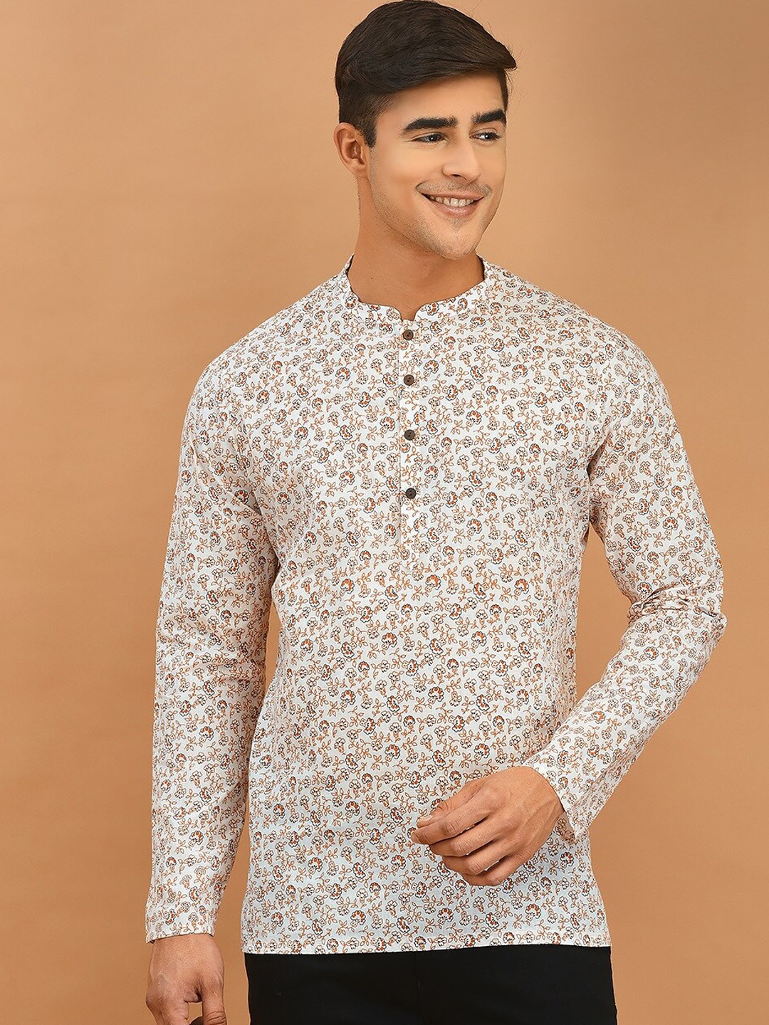 

DEYANN Floral Printed Mandarin Collar Short Cotton Kurta, Off white