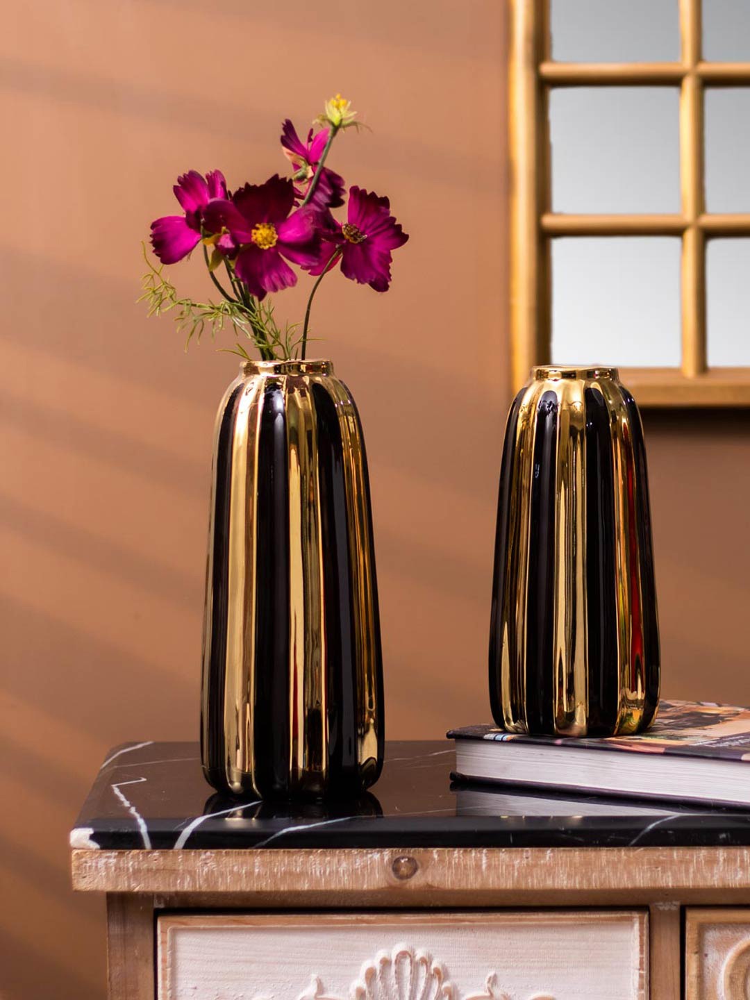 

THEDECORKART Beige & Gold Lustrous Large Vase