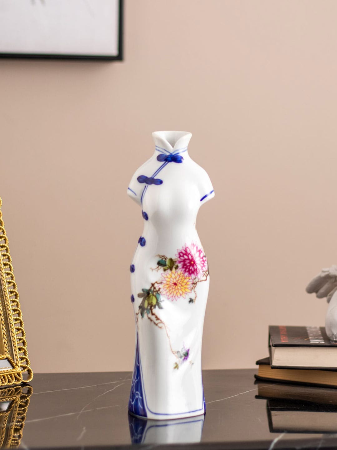 

THEDECORKART White & Blue Printed Porcelain Cheongsam Vase