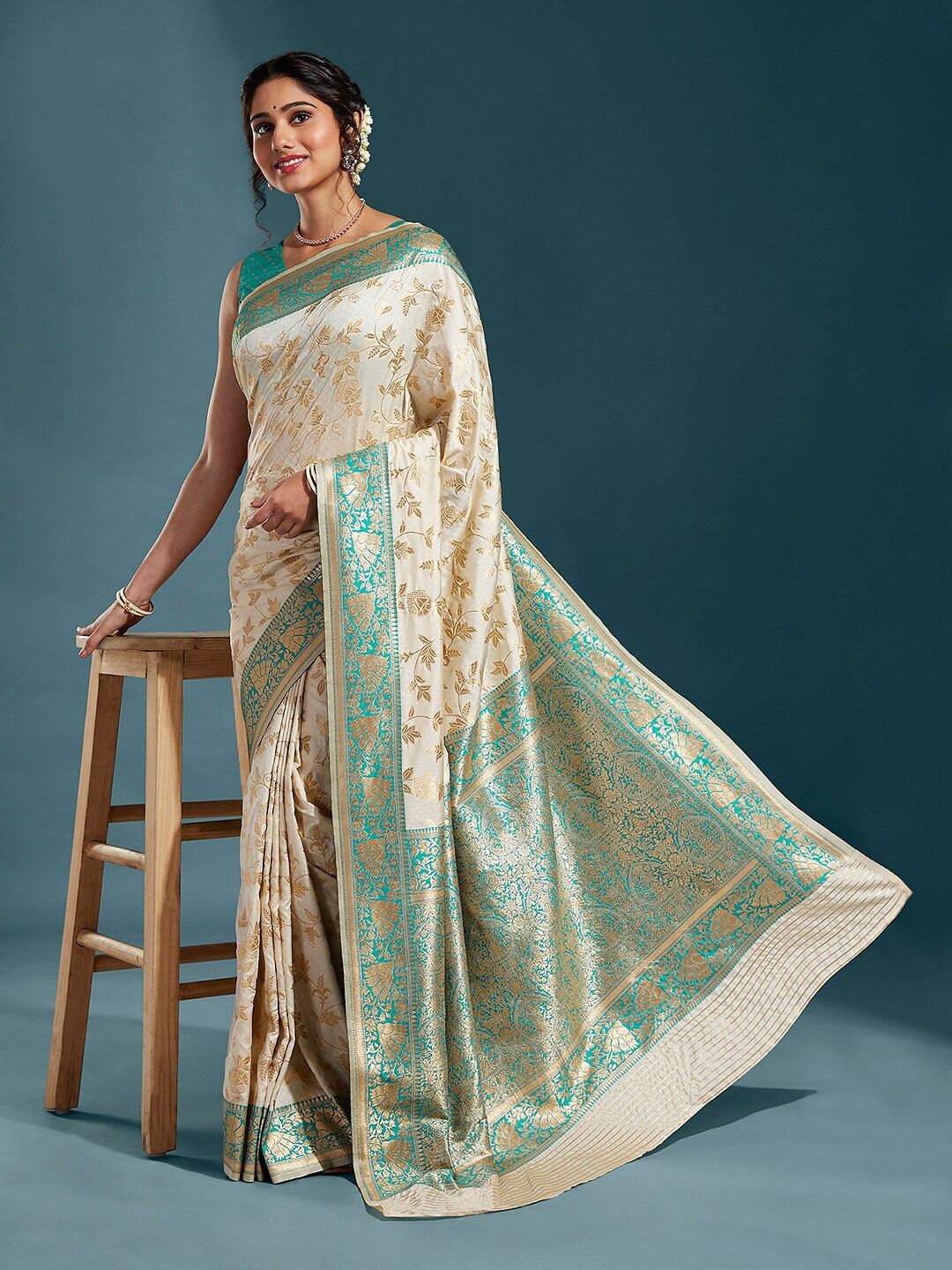 

panchhi Turquoise Floral Woven Design Zari Satin Banarasi Saree, Turquoise blue