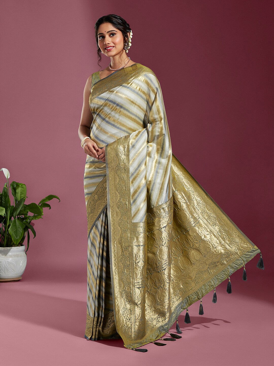 

panchhi Striped Zari Satin Designer Banarasi Saree, Grey